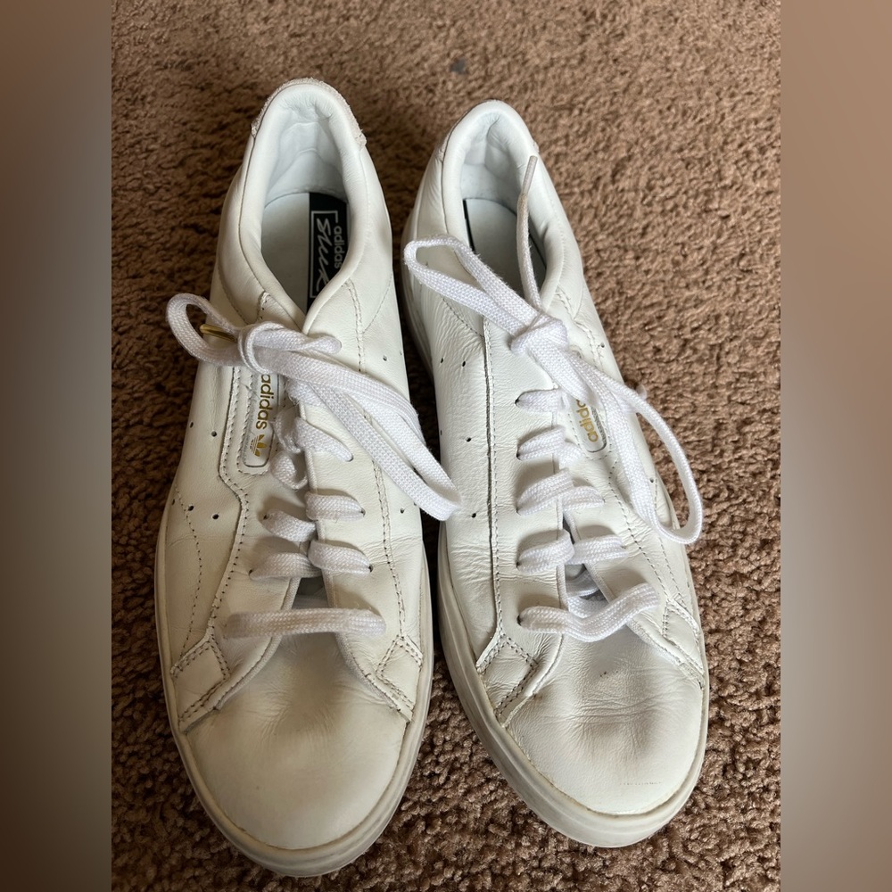 Adidas White Tennis shoes